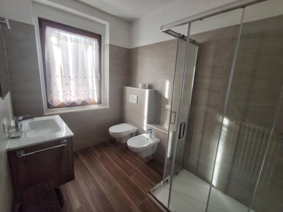 Shower, Toilet, Bathroom, bidet