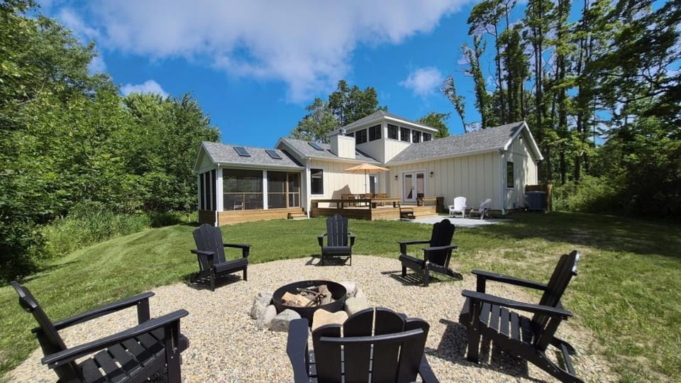 Prairie View House in Sawyer