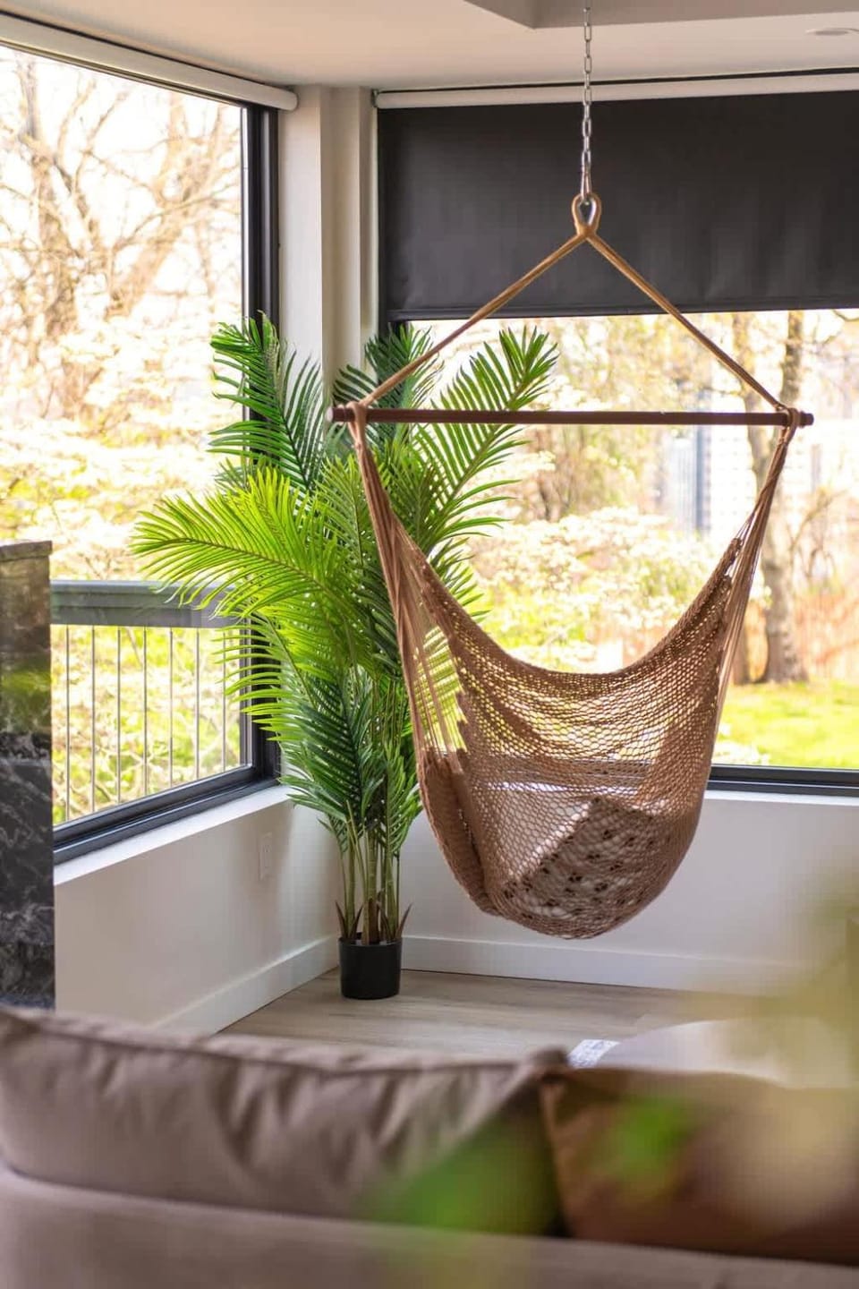 Skyline Retreat- 5BR-3 5BA with 2 Car Parking and Rooftop House in Pittsburgh