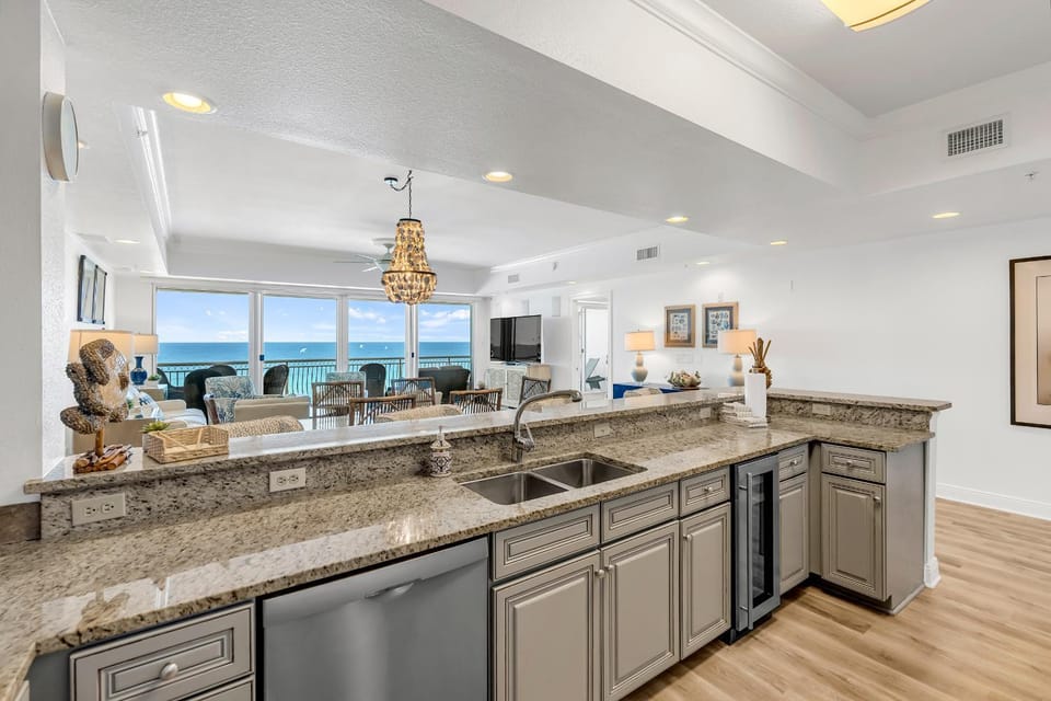 Dunes of Crystal Beach 404 - Beachfront Condo with Community Pool in Destin House in Destin