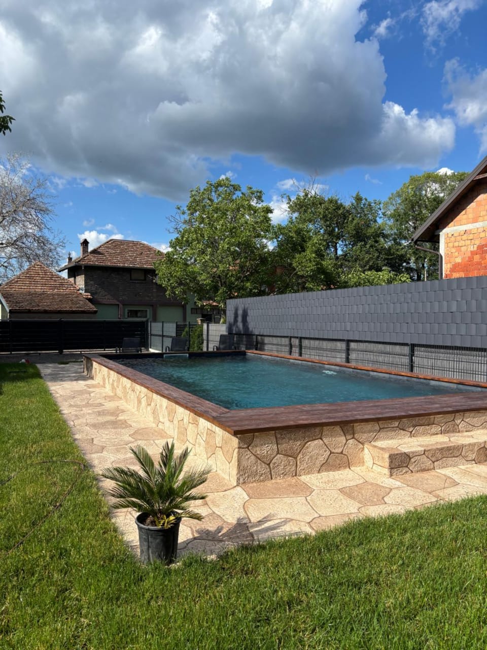 Vila Luminis House in Serbia