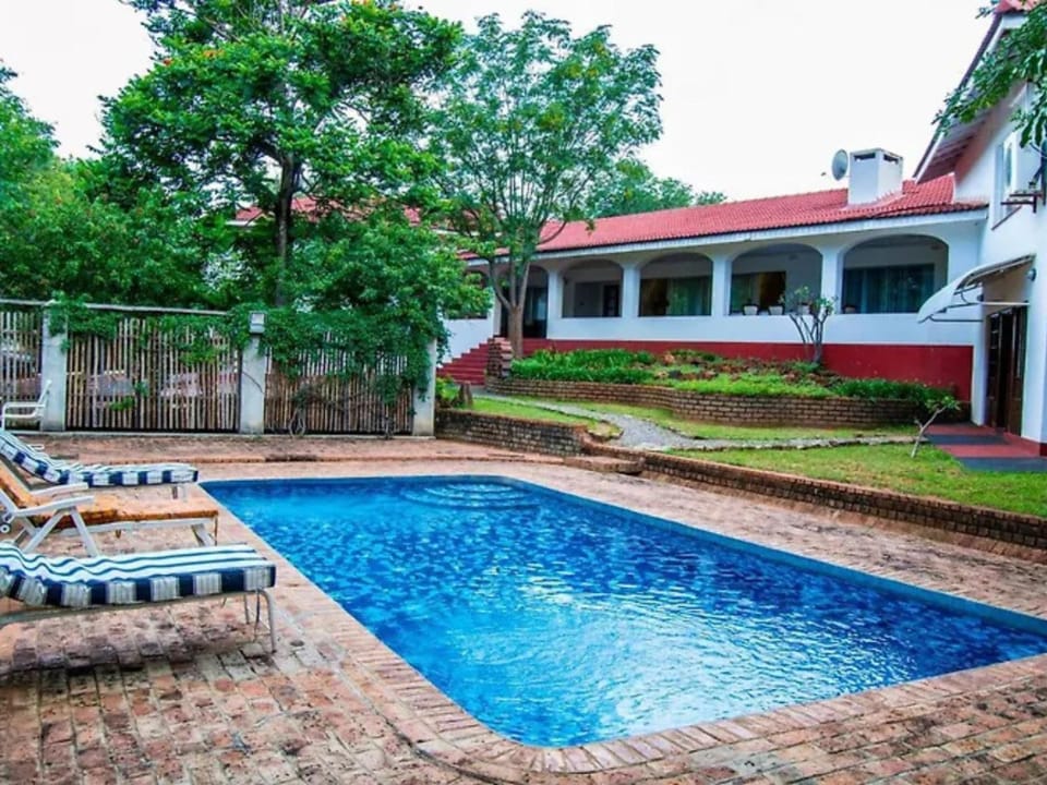 Garden, Pool view, Pool view, Swimming pool