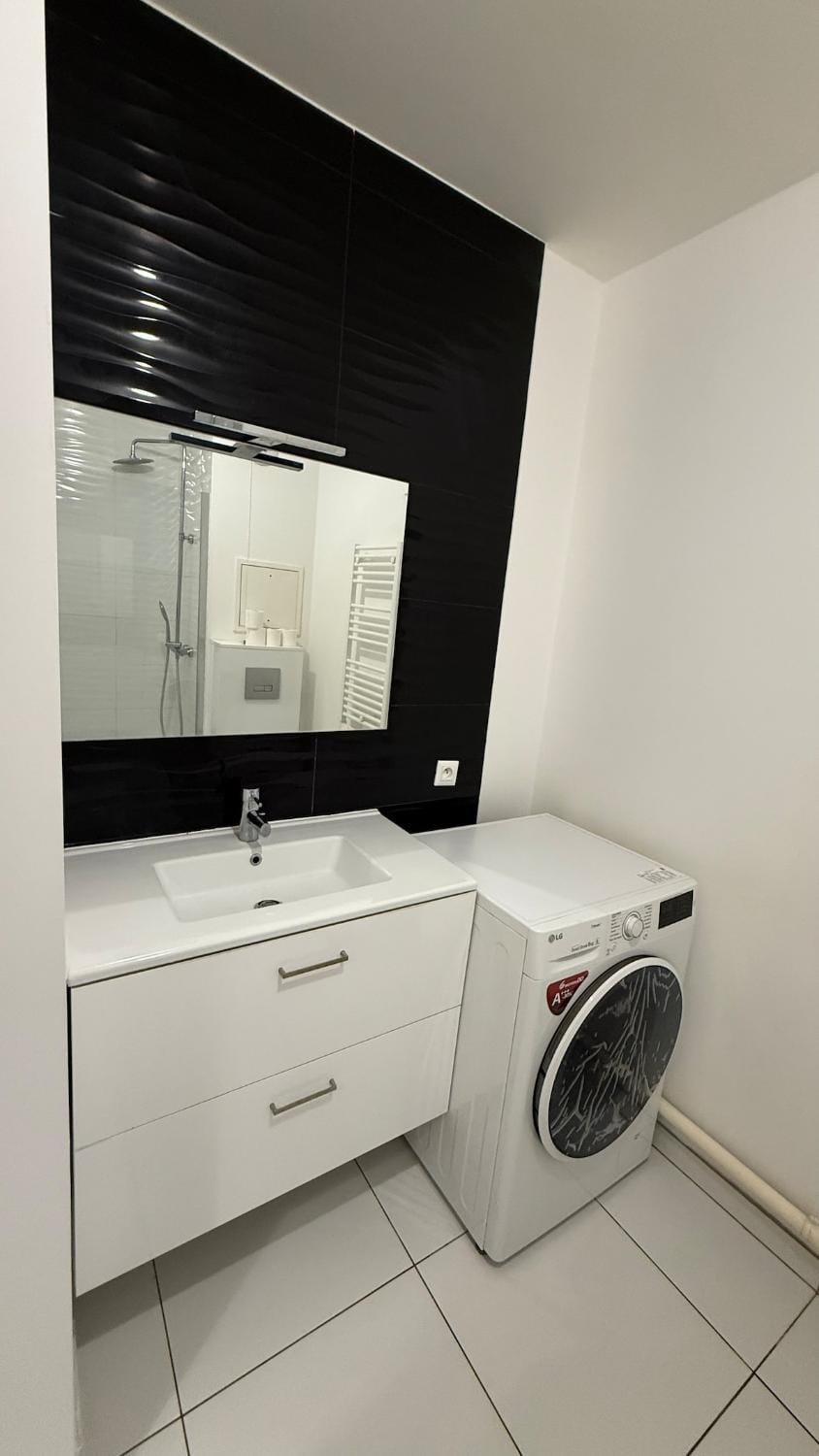 Studio lumineux, Toutes commodités à pied Apartment in Créteil