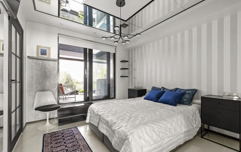 3BD home in Helsinki w Jacuzzi & Sauna Apartment in Helsinki