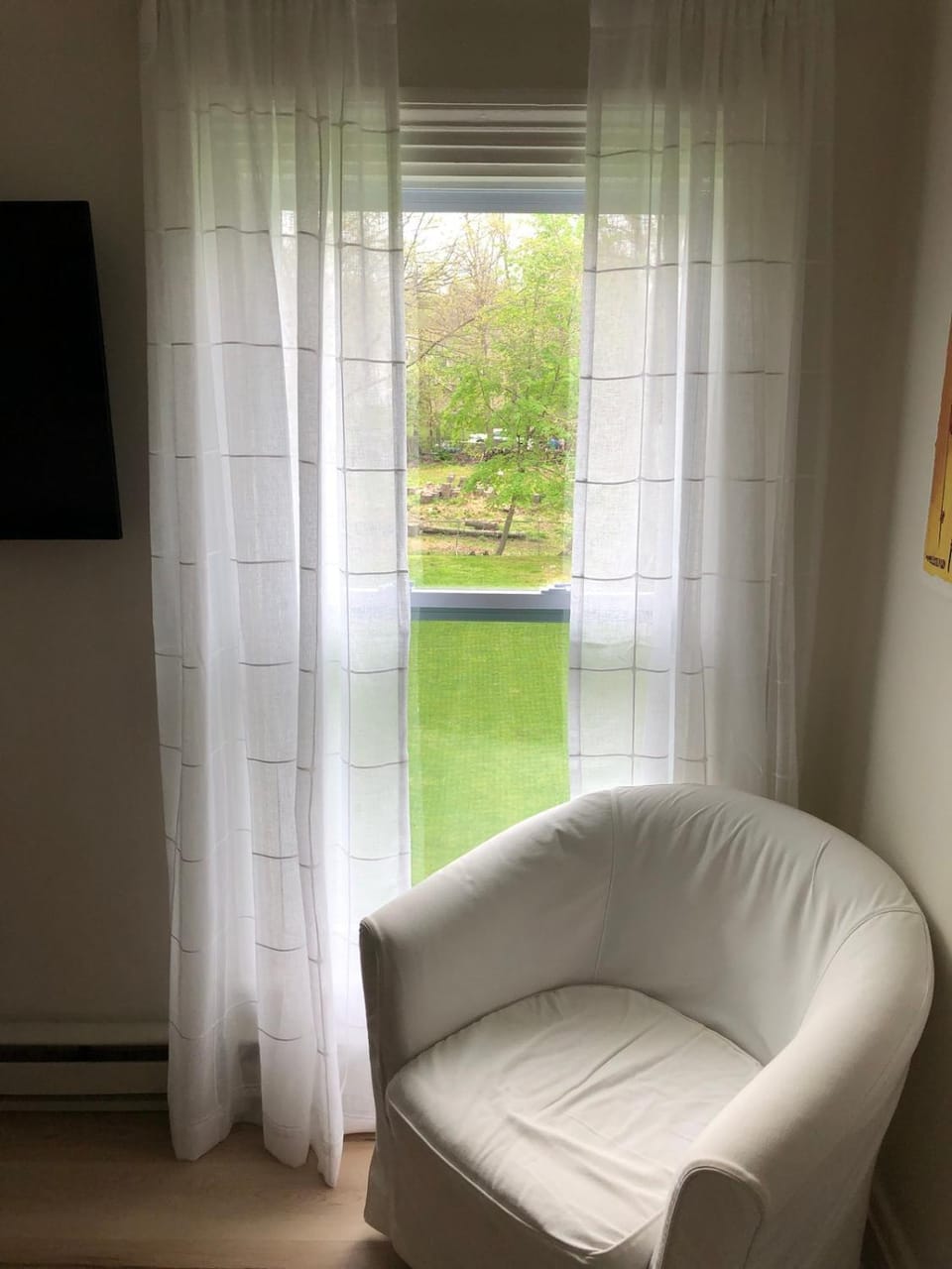 Charming & Quaint 1 bed in Historic Uptown! House in Kingston