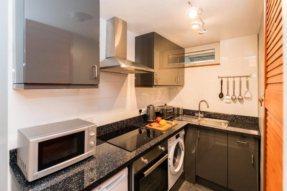 Newton Apartment nr Wigan Hospital Apartment in Wigan