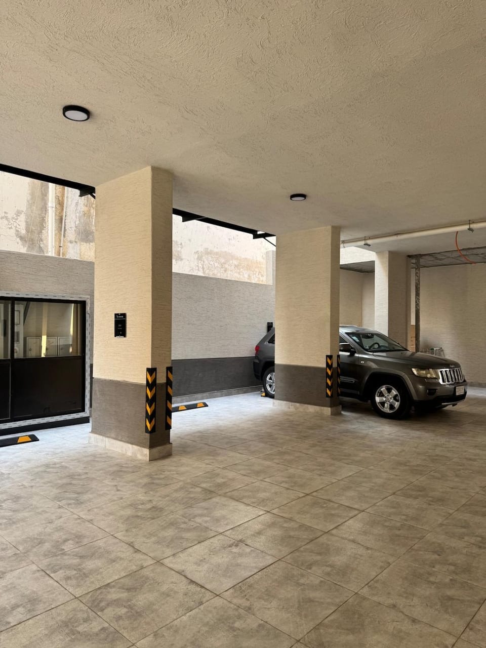شقه فندقيه بغرفتين نوم وصالة جلوس دخول ذكي Apartment in Jeddah