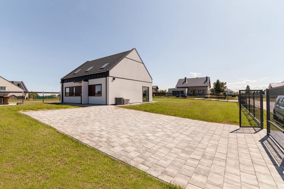 Property building, Garden, Garden view