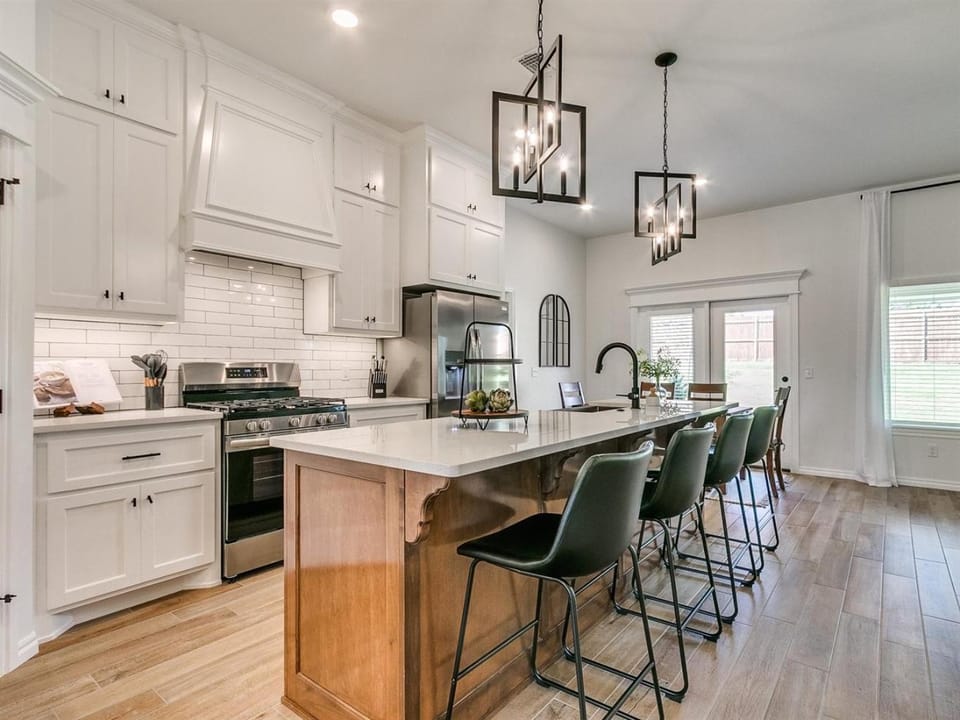 Suburban Shangri-La Where Comfort Throws a Party! House in Midwest City