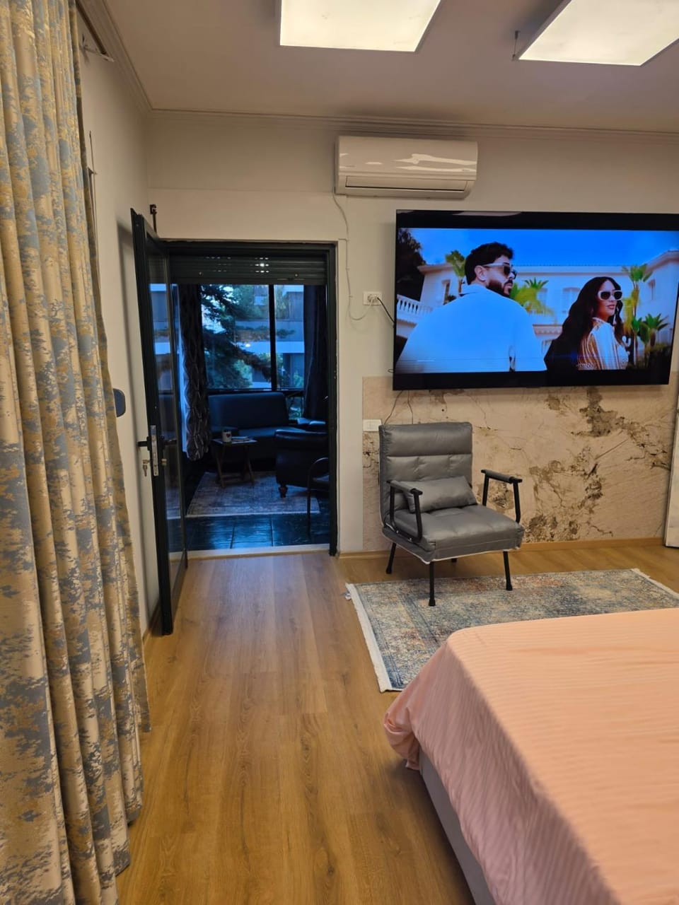 Suite near Air Albania Stadium Apartment in Tirana