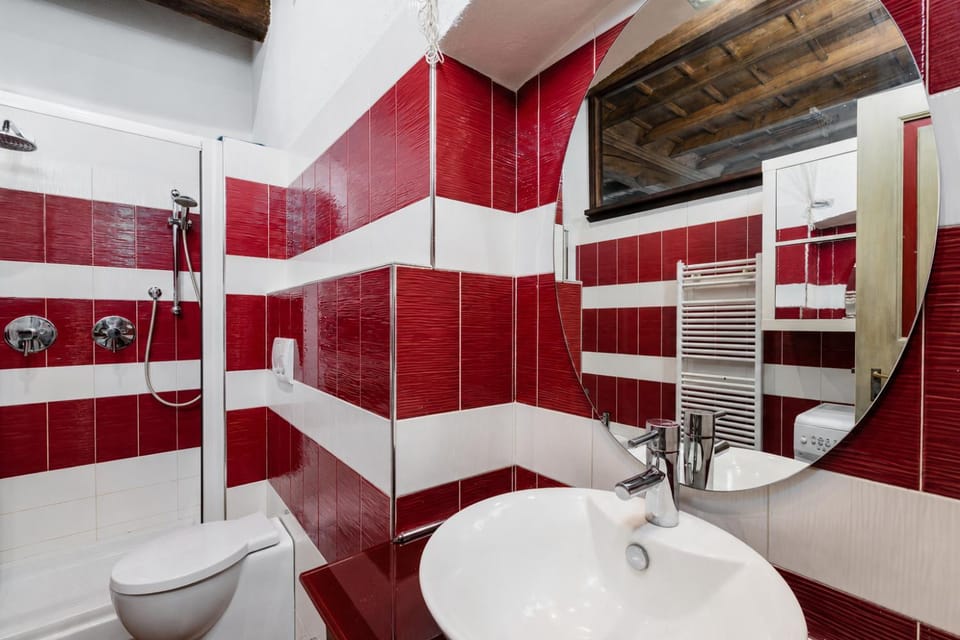 Beautiful apartment in the heart of the Quadrilatero Apartment in Turin