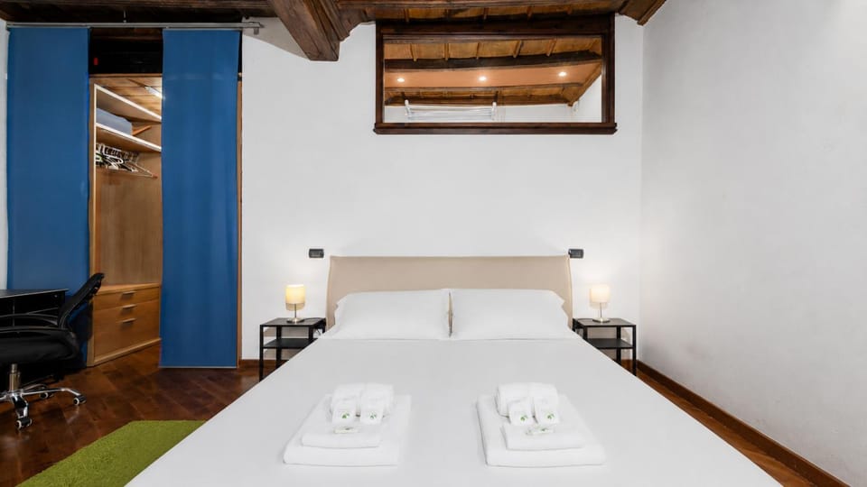 Beautiful apartment in the heart of the Quadrilatero Apartment in Turin