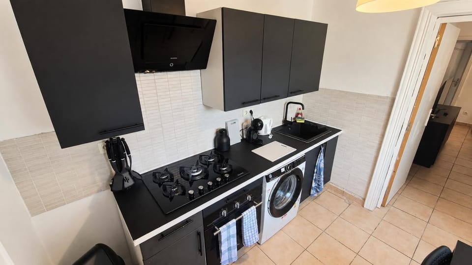 House in Charleroi ideal for families et professionals House in Charleroi
