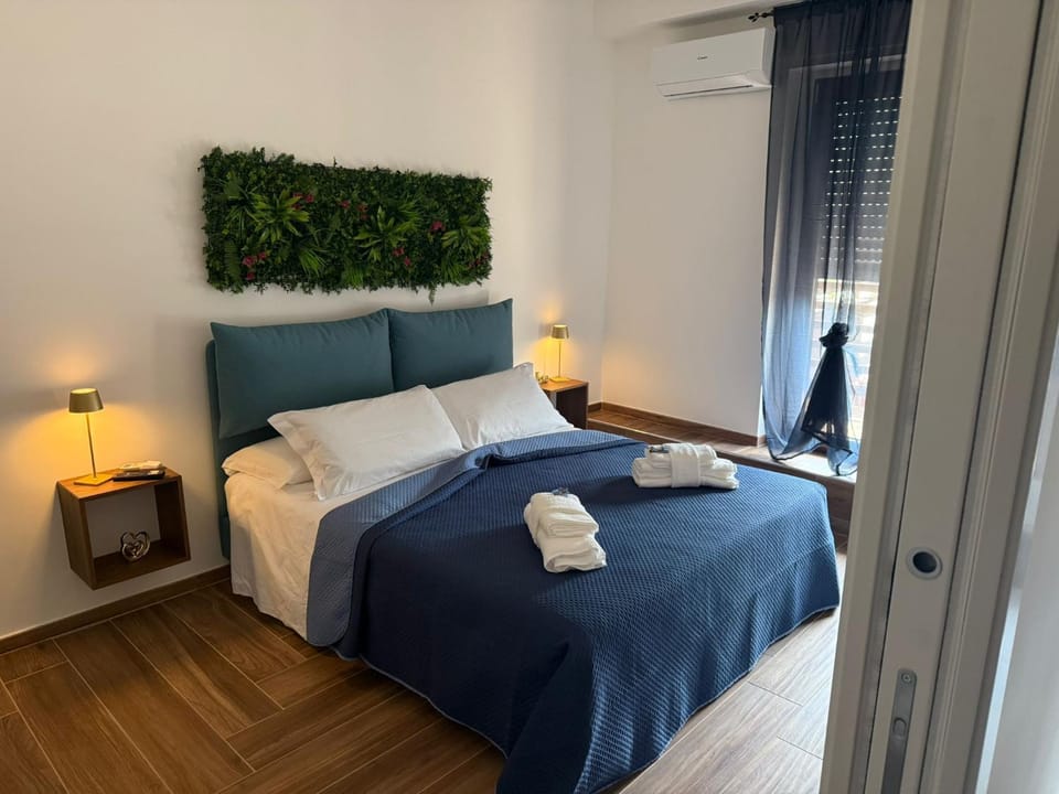 Castle View Rooms - Suites & Rooms - Free Parking Bed and Breakfast in Campania