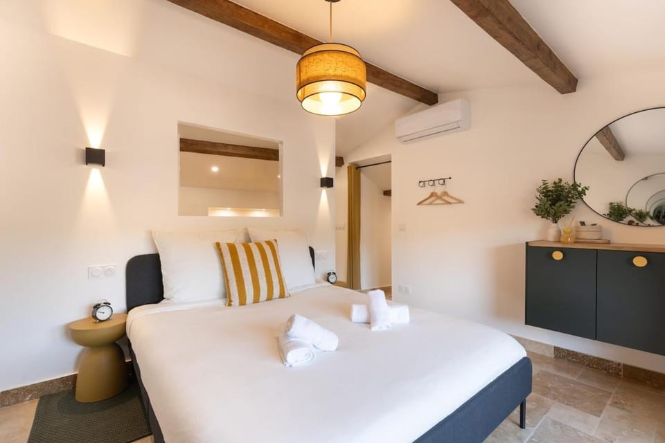 Suite Ruche du Luberon - Clim, Terrasse et Vue Apartment in Apt