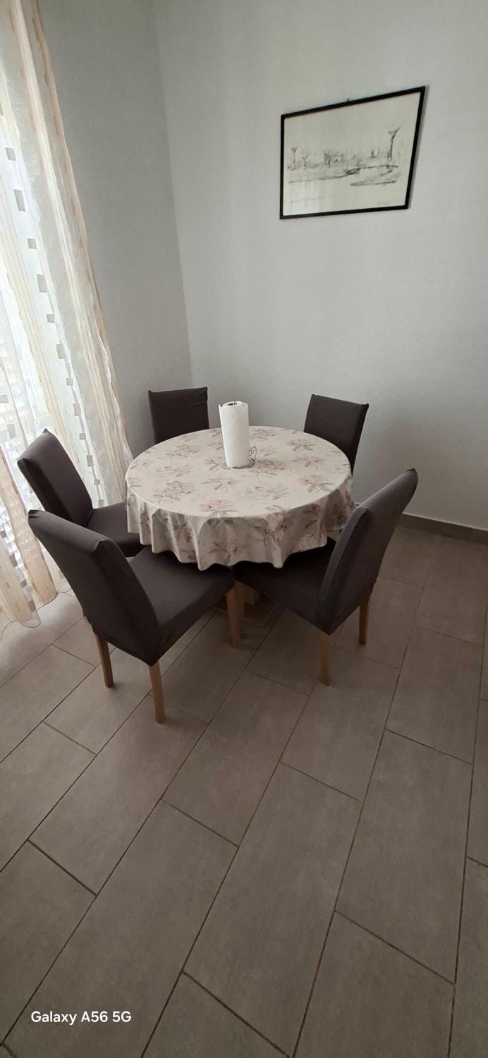 Apartman Ruševac Apartment in Šibenik-Knin County, Croatia