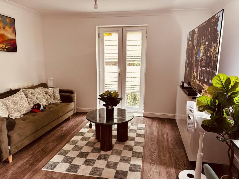 Apartment in Purfleet, close to RSPB reserve Apartment in Dartford
