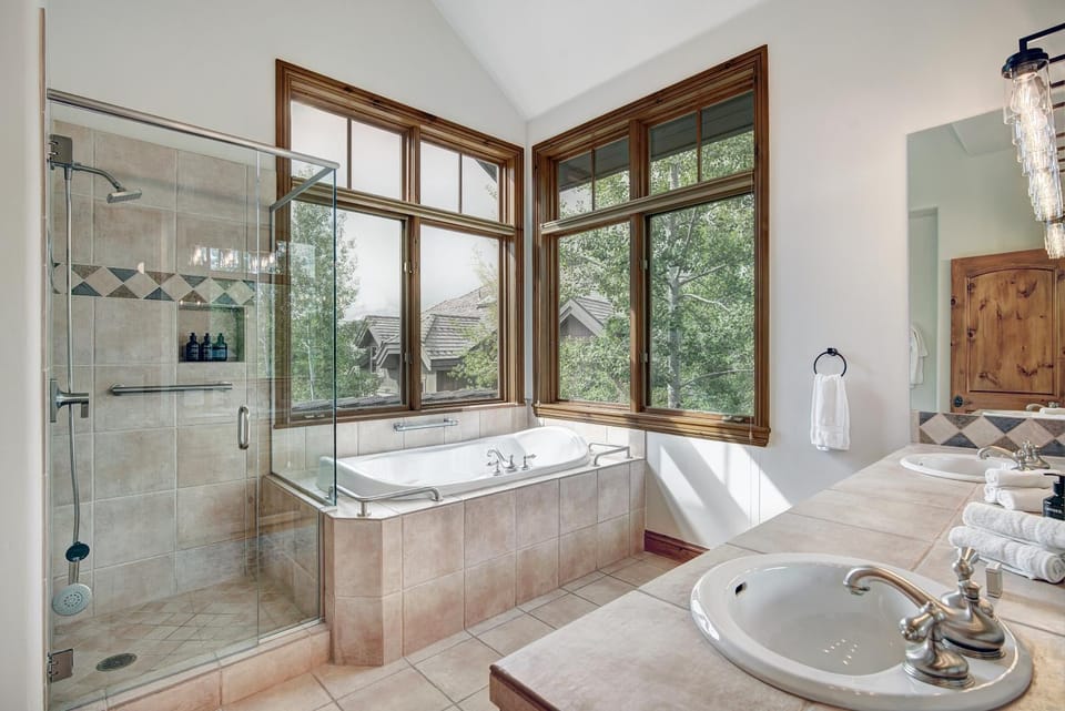 Arrowhead Village - Exquisite 4 Bedroom ARVF6VT townhouse House in Edwards