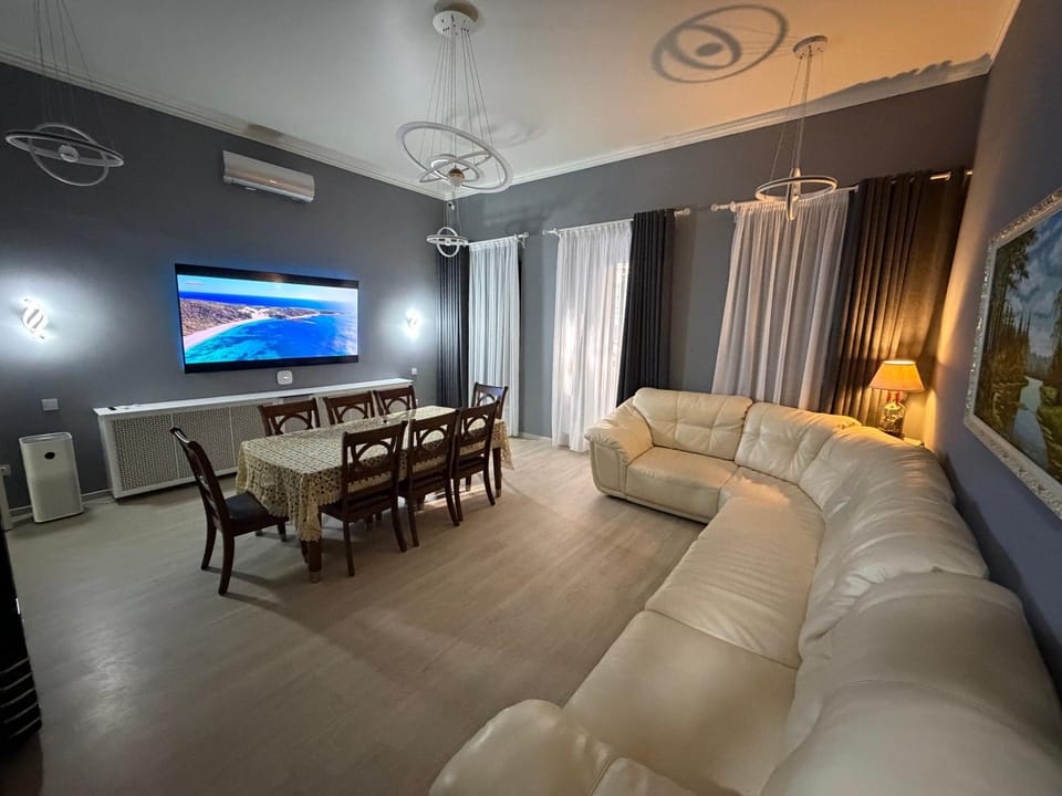 House 7 Apartment in Odessa