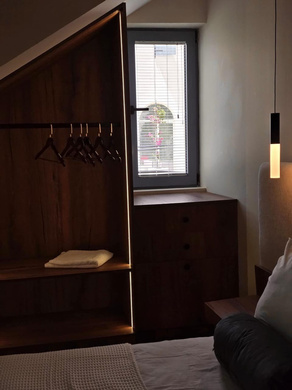 Bed, Bedroom, wardrobe