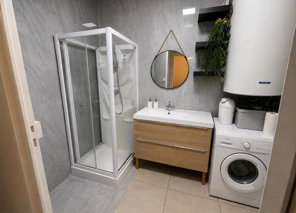 Appartement en plein centre de Beziers Jacuzzi et tout le confort Apartment in Béziers