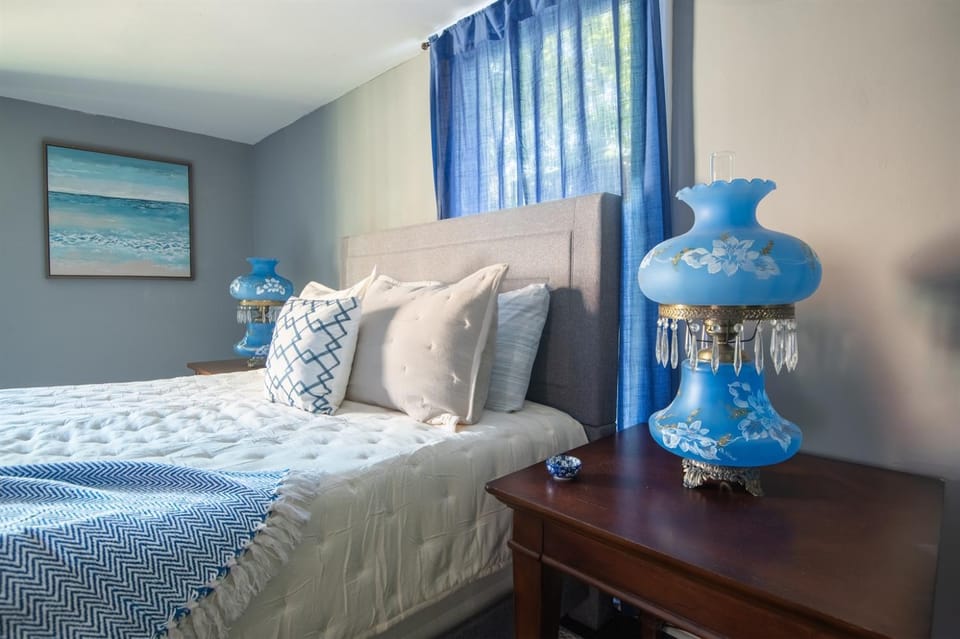 Magnolia Garden Suite - HistoricWiFiDowntown Apartment in Vestavia Hills