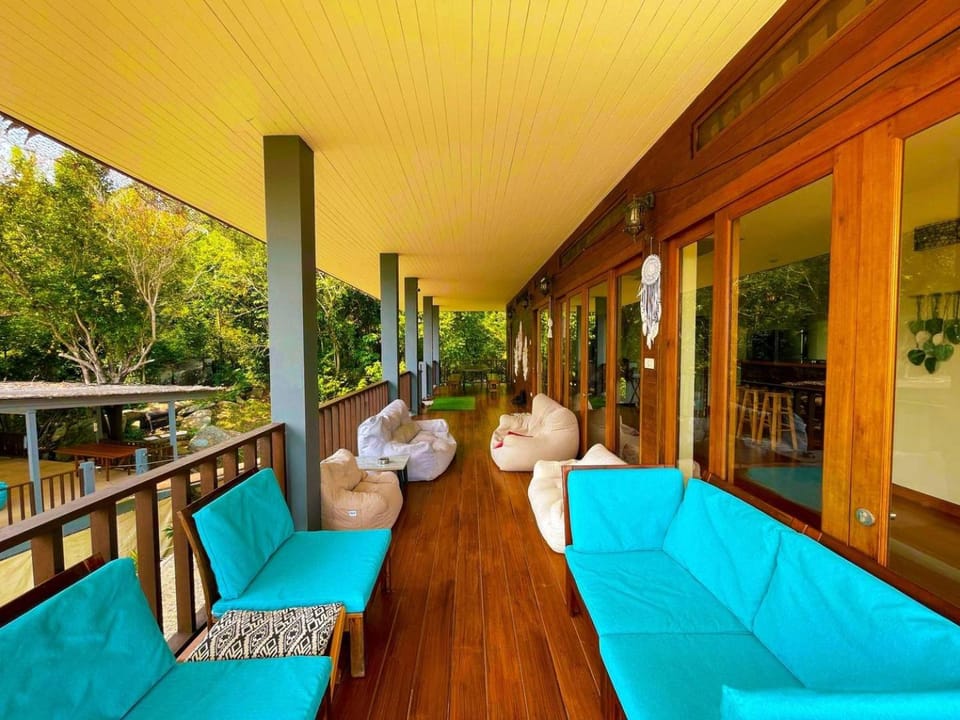Balcony/Terrace, Seating area