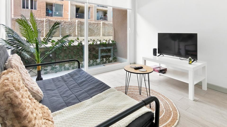 TV and multimedia, Balcony/Terrace, Living room