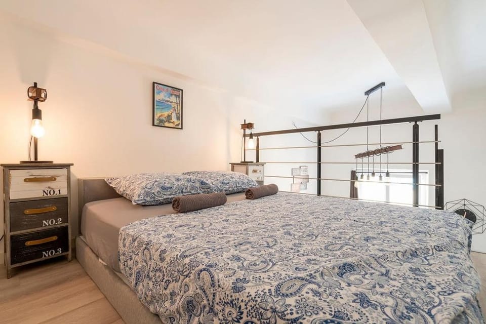 Unique 2 biens en 1, clim, moderne, plage à 300m Apartment in Nice