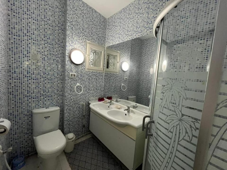 Cosy 1BD Pool, Beach, Large Terrace House in Sousse Governorate, Tunisia