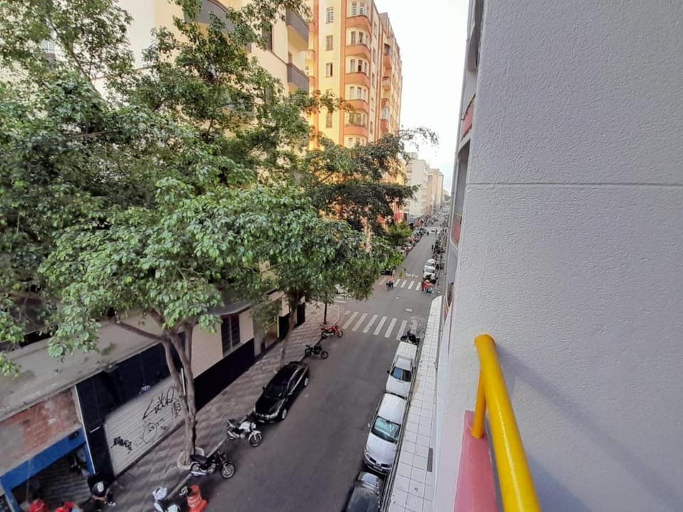 Apartamento 1 Quarto com Varanda WiFi e Home Office no Centro de São Paulo Apartment in Sao Paulo City