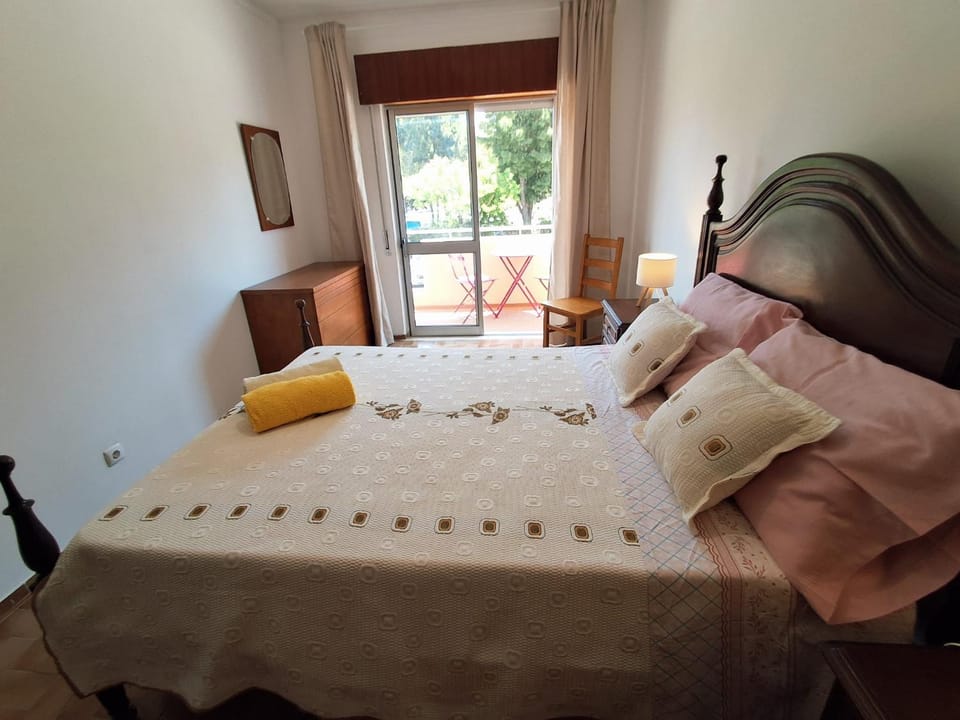First Line Fuseta Balcony Beach View Apartment in Fuseta
