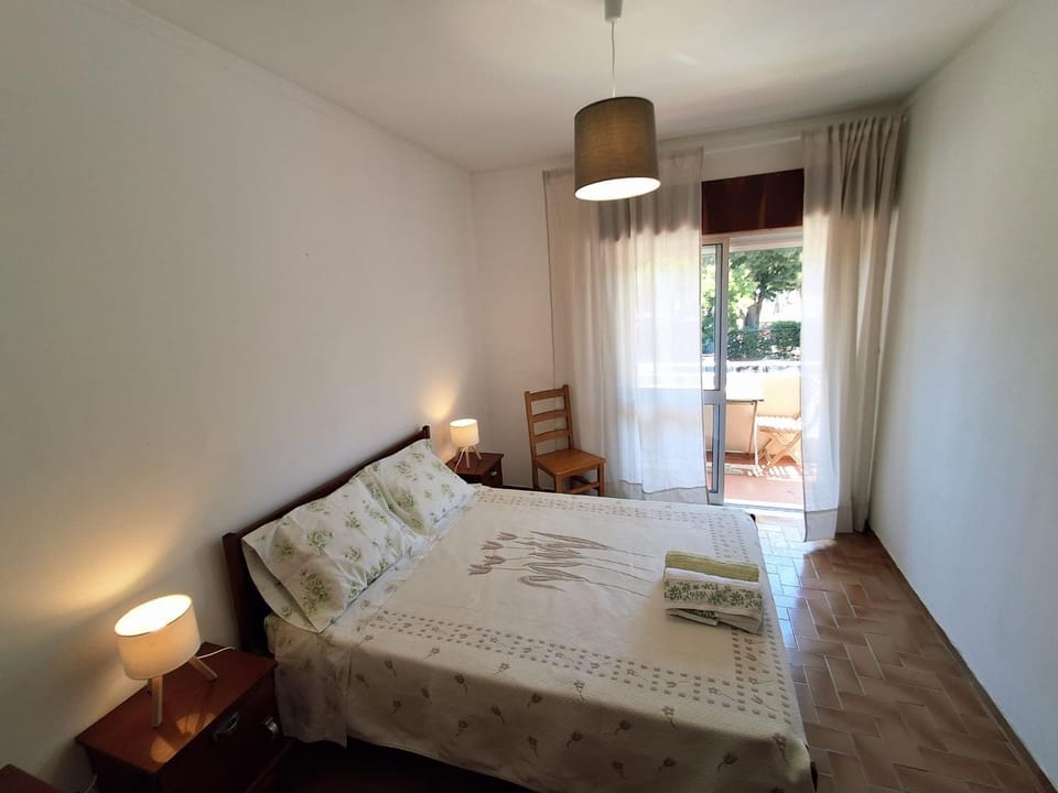First Line Fuseta Balcony Beach View Apartment in Fuseta