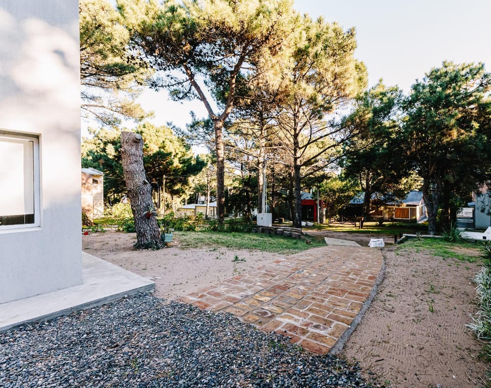 Casa Las Dunas House in Buenos Aires Province