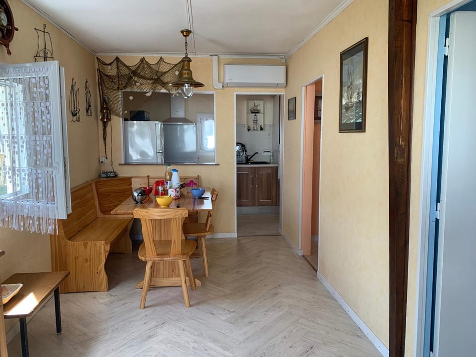 Chalet climatisé typique, vue mer - 6 pers. - FR-1-796-113 Villa in Gruissan
