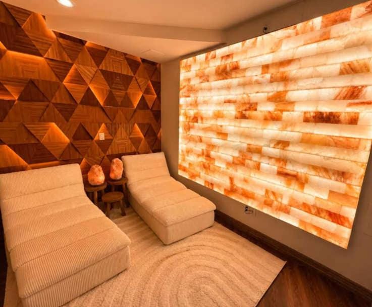 NEW - Tuscan Red Rock Overlook - Spectacular Views 2 Pools Waterfalls Fire Features Spa Sauna Massage Chairs & Salt Room House in Sedona