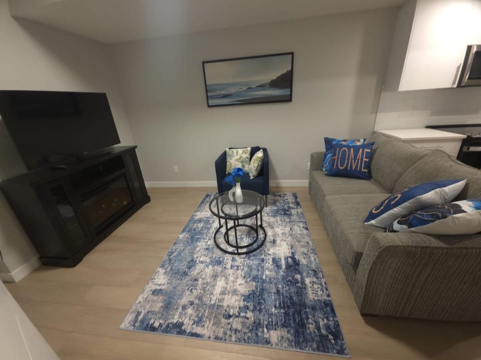 Blue Haven Apartment in Calgary