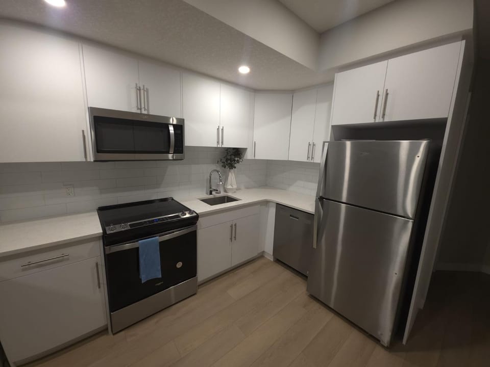 Blue Haven Apartment in Calgary
