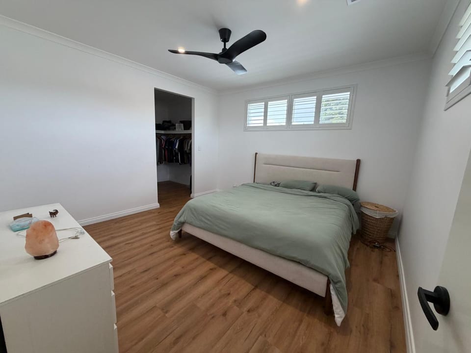 Modern Brand new Spacious Home 4BDR in Maylands House in Perth