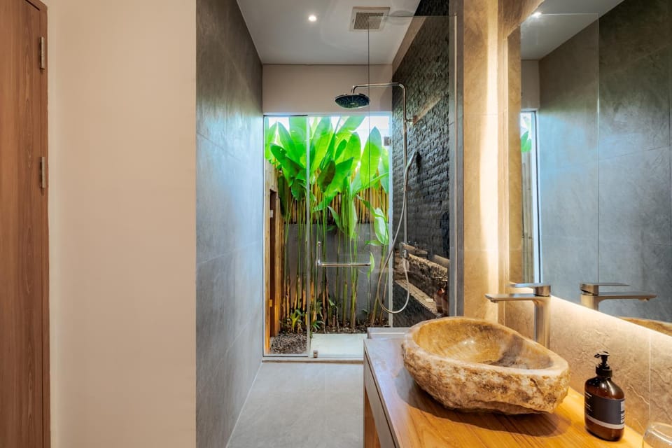 Shower, Bathroom, towels