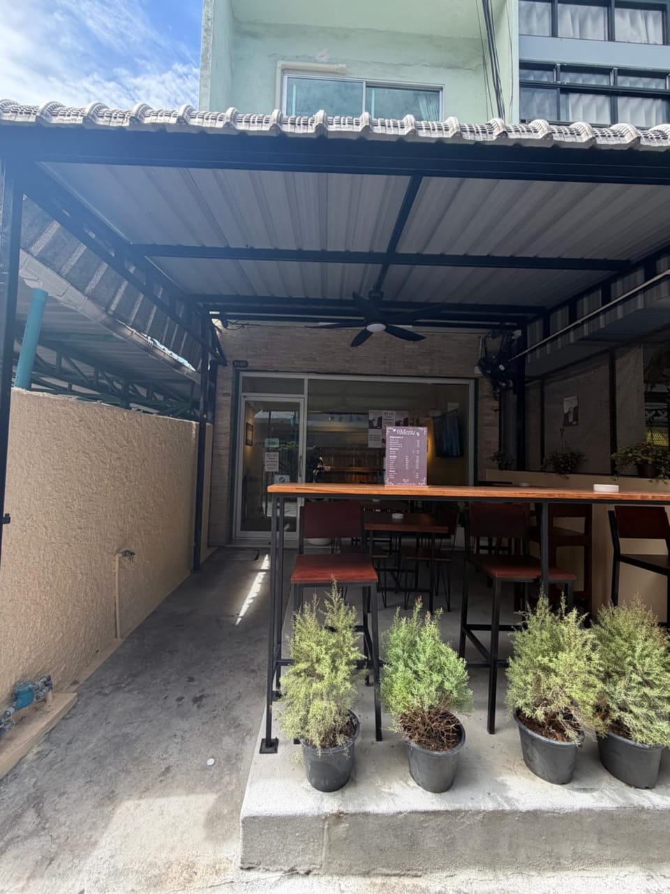 Lounge or bar