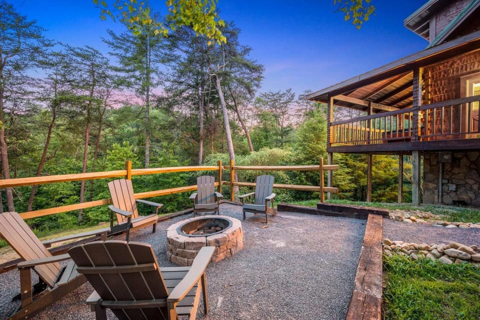 Patio, Night, Mountain view