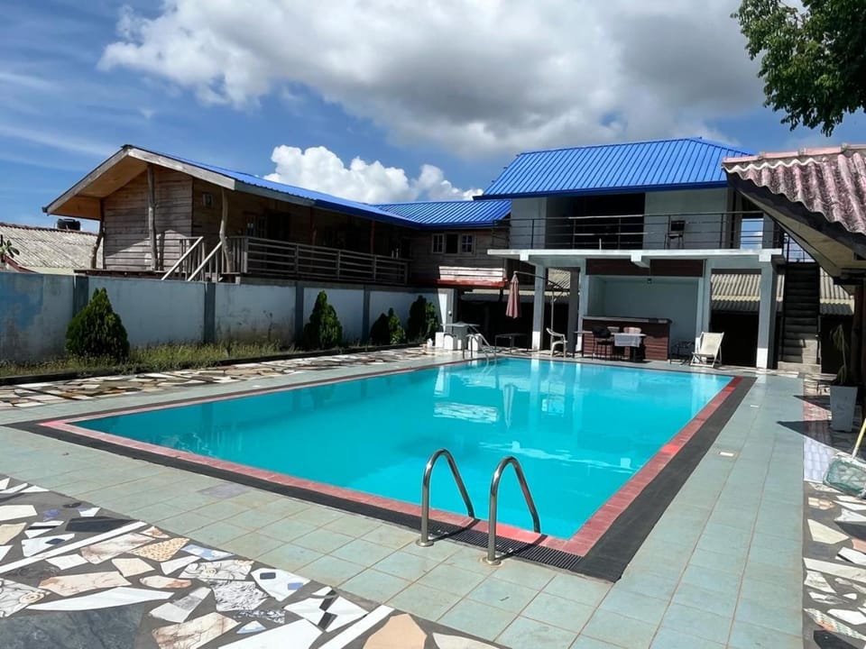 Property building, Swimming pool