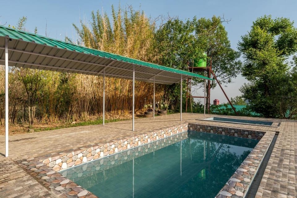 1BHK Lake View Stay with Pool Gargi Cottages Apartment in Uttarakhand