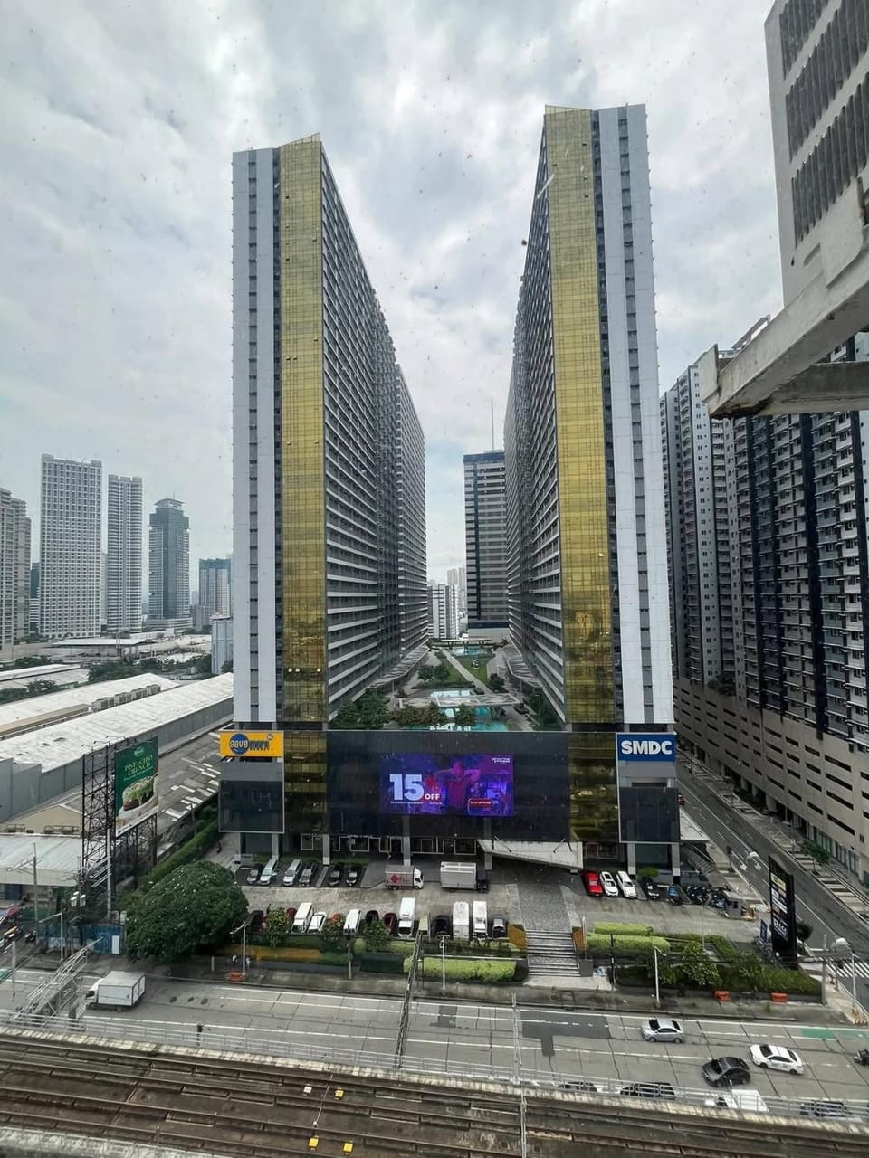 Fame Residences Condotel Greenfields Apartment hotel in Mandaluyong