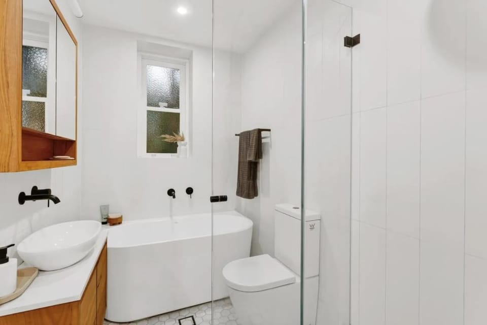 Neutral Bay Village Living - Modern Comfort - BB009 Apartment in Sydney
