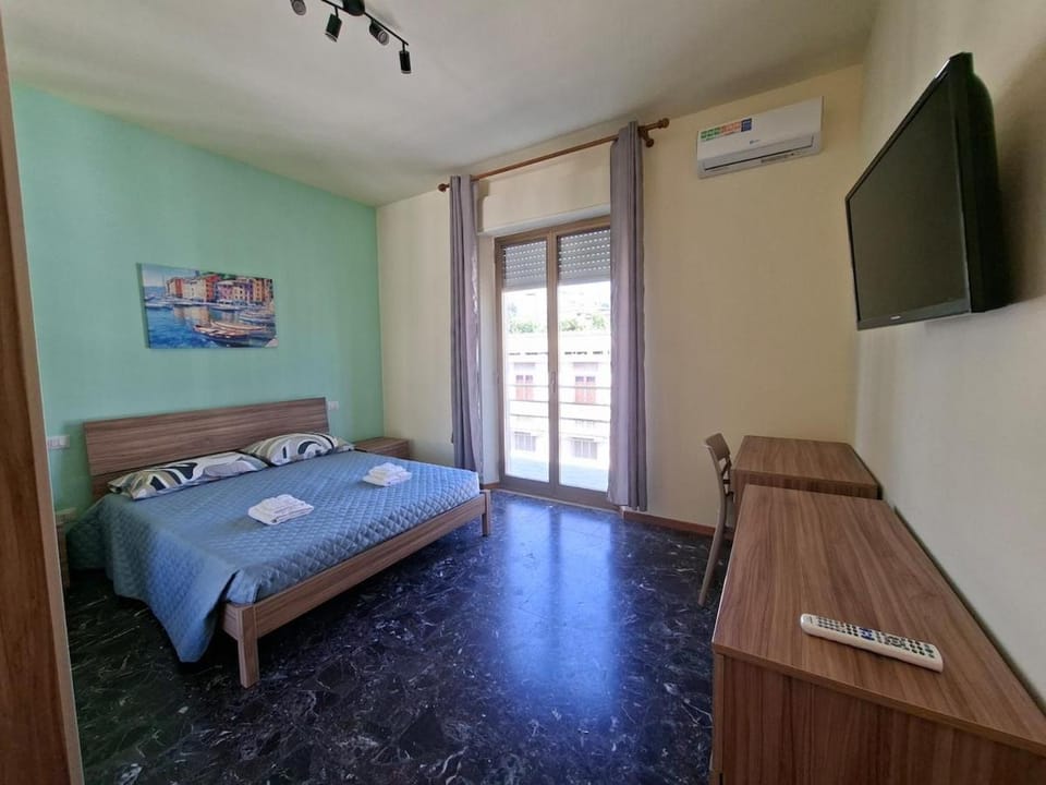 La casa verde apartment, Reggio Calabria Apartment in Reggio Calabria