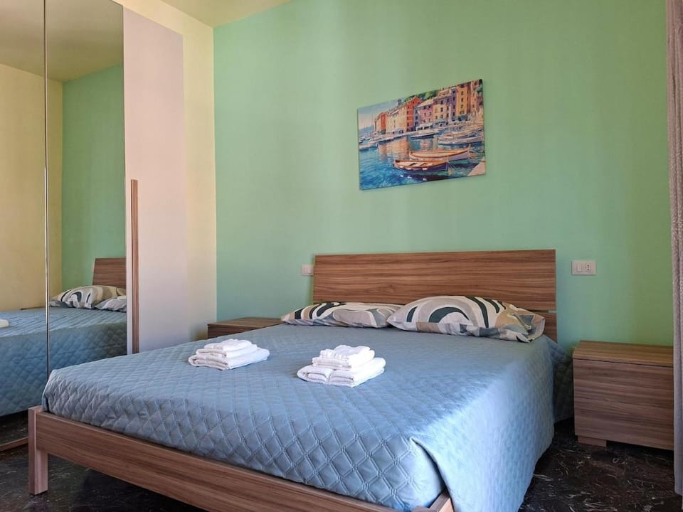 La casa verde apartment, Reggio Calabria Apartment in Reggio Calabria