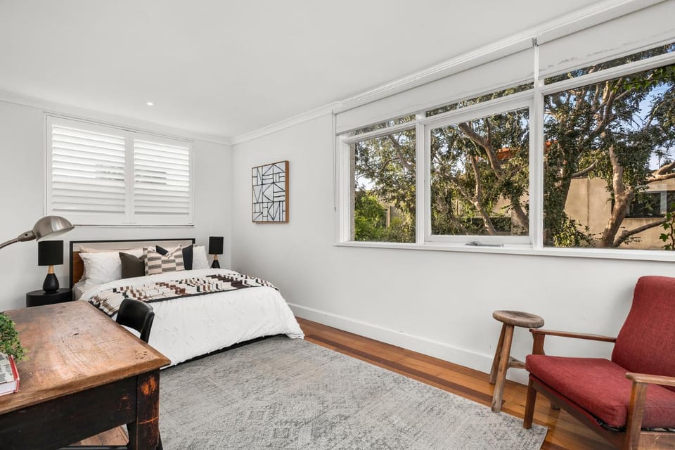 Ultralux 5BDR Beachfront Home in Elwood House in Brighton