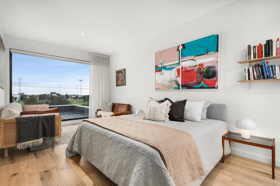 Ultralux 5BDR Beachfront Home in Elwood House in Brighton